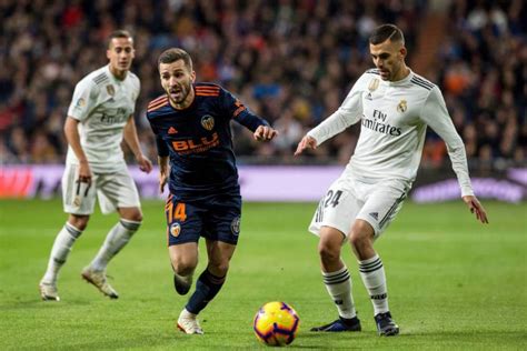 If real madrid want to have any chance of winning la liga this season, they cannot afford to lose any more games in the league. Soi kèo bóng đá Valencia vs Real Madrid - Siêu Cúp Tây Ban ...