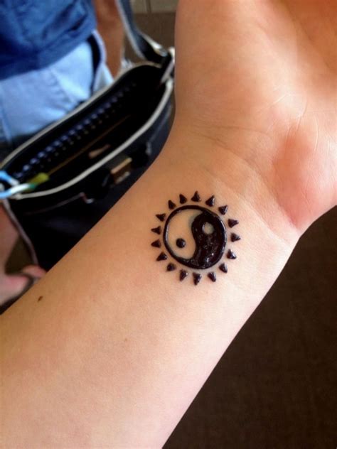 Wrist Henna Tattoos Designs Ideas And Meaning Tattoos For You