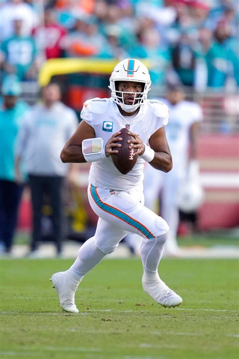 Tua Tagovailoa Leads All Players In Pro Bowl Voting