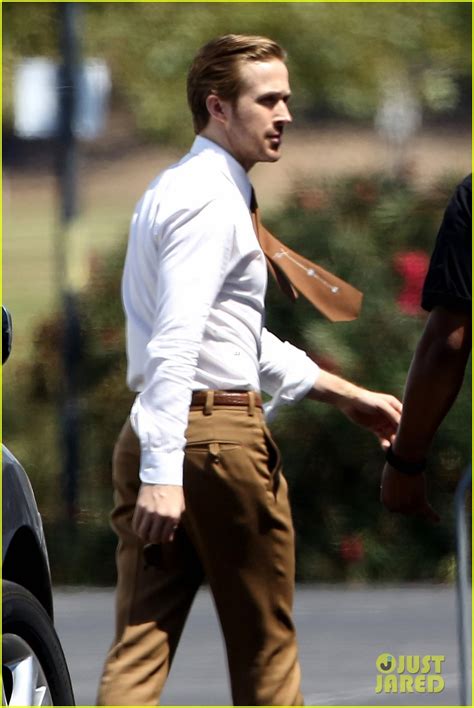Ryan Gosling Suits Up For La La Land Filming In Pasadena Photo