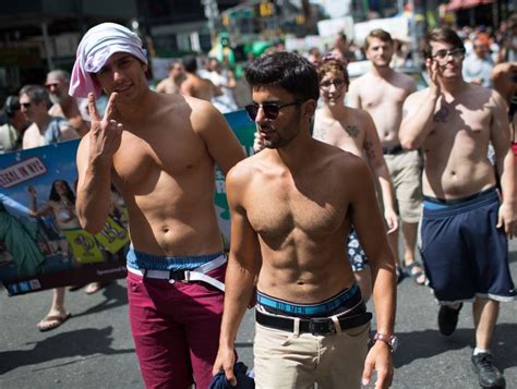 Ny Stages Topless Parade With 60 Cities Worldwide The Seattle Times