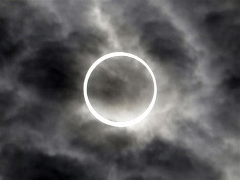 Ring Of Fire Solar Eclipse Photo 4 Pictures Cbs News