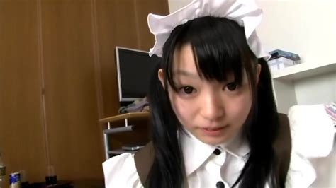 menina japonesa konoha em bonita fantasia de empregada xhamster