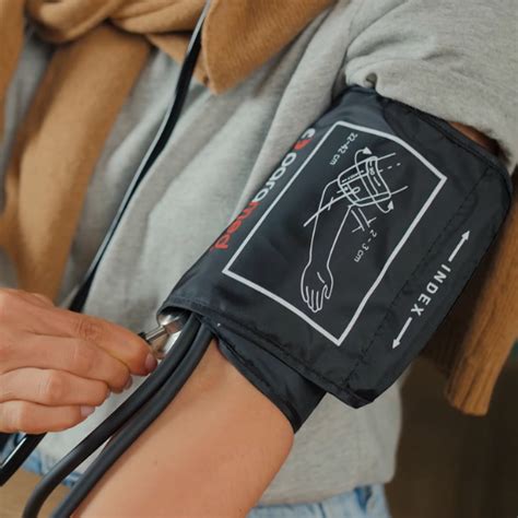 Professional Manual Blood Pressure Cuff Paramed Comfort Black Paramed