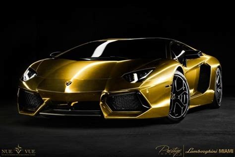 Gold Wrapped Lamborghini Aventador Lp700 4 Is Pulled Over