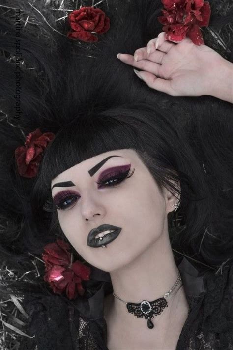 Obsidian Kerttu Gothic Rose Goth Beauty Gothic Beauty