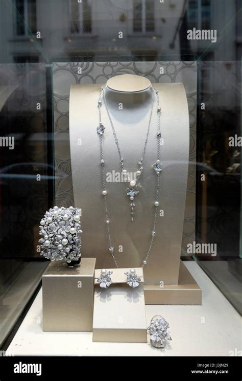 Choose Size Jewellery Blocks Solid Clear Acrylic Display Window Display