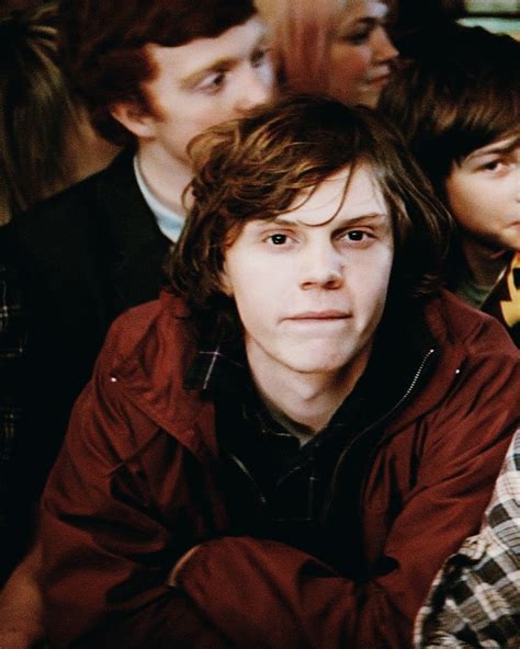 Evan Peters As Todd Haynes In Kick Ass Hot Cute Funny Aesthetic Style Outfit