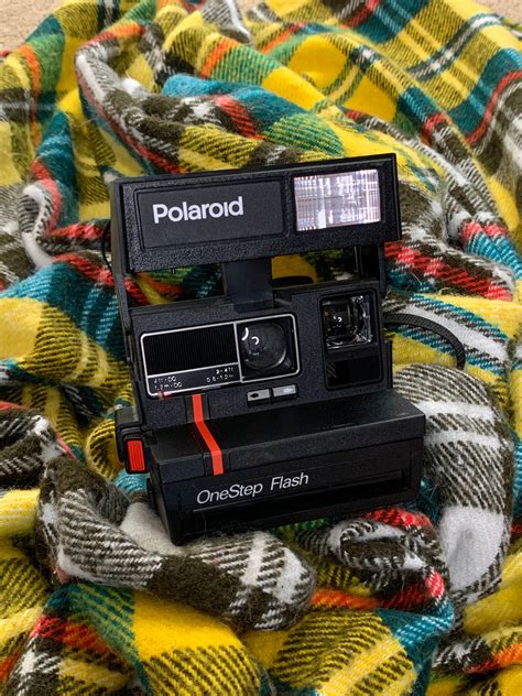 Vintage Polaroid One Step Flash Instant 600 Clamshell Film Etsy