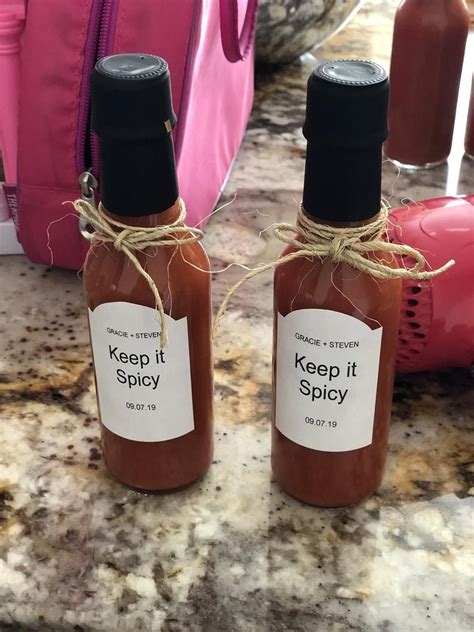 Hot Sauce Favors 5oz Bottle Etsy In 2021 Hot Sauce Favors Hot Sauce Wedding Favors Hot Sauce