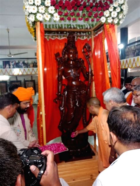Ayodhya Up Yogi Unveils Statue Of Lord Ram In Ayodhya