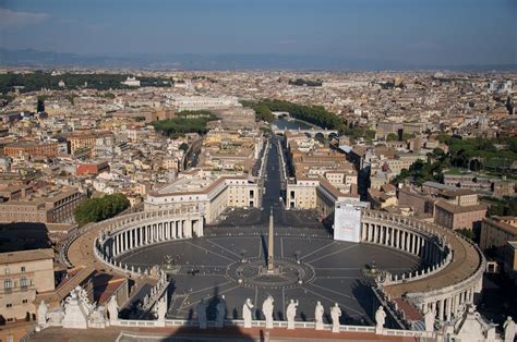Sights Basilica Di San Pietro Piazza San Pietro Is One Of The Most