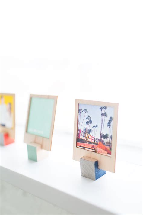 Diy Wooden Polaroid Displays And Video Tutorial Polaroid Diy Polaroid