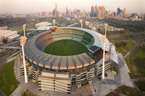 This calculator provides conversion of milligrams to micrograms and backwards (mcg to mg). Cricket: Melbourne Cricket Ground (MCG)