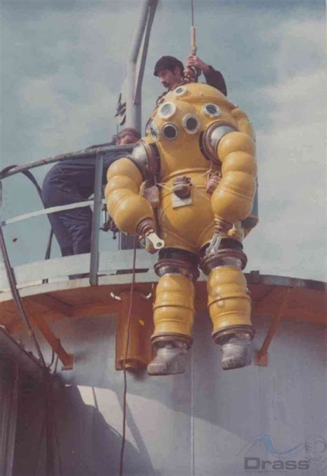 diving suit drass group