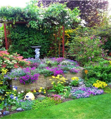 Colorful Garden Backyard Garden Garden Design Beautiful Gardens