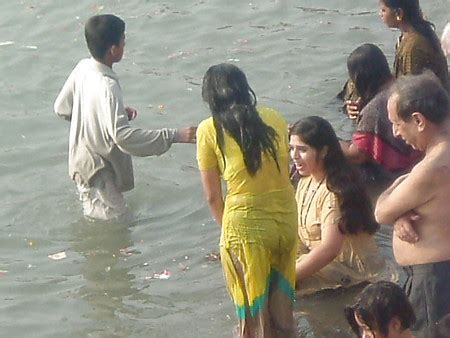 Sex Gallery Indian Bathing Womans
