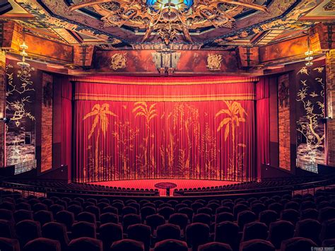 Stunning Photos Why California Best Movie Theaters ...