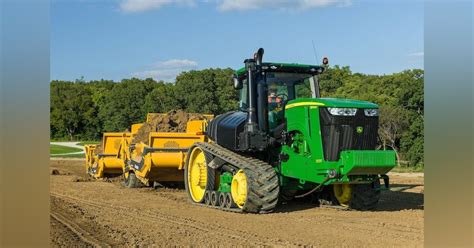 John Deere 9r9rt Scraper Tractors Reduce Fuel Consumption