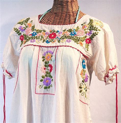 Mexican Peasant Dress Hand Embroidered La Antigua
