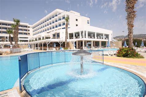 Ascos Coral Beach Hotel Deals And Reviews Coral Bay Cyp Wotif