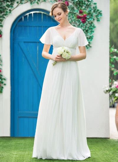 2020 Casual Wedding Dress Styles For Fashion Forward Brides Jjs House