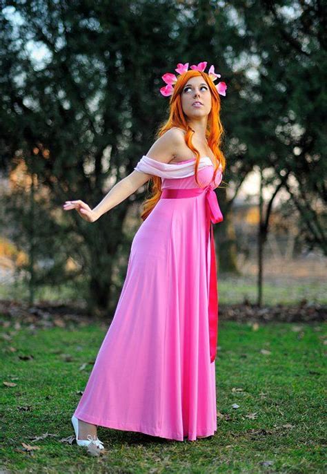 Afficher Limage Dorigine Disney Princess Cosplay Disney Princess