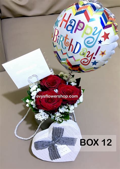 Birth mom, stepmom, strong mom figure—a mother is someone who loves with all her heart. Box of flowers I Evys Flowershop I Same day and FREE delivery