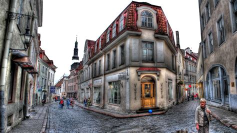 Beautiful Side Streets In Old Part Of The City Hdr Wallpaper Travel
