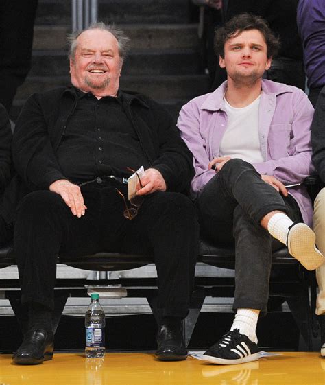 Jack Nicholson Makes Rare Public Appearance To Catch Lakers Game With