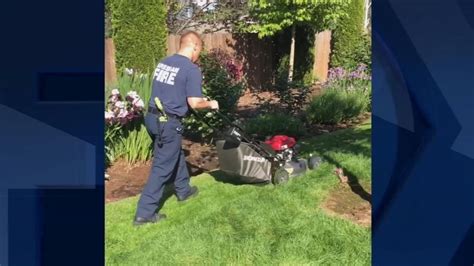 ‘i Am Just Grateful Man Collapses Mowing His Lawn Firefighters Finish The Job For Him