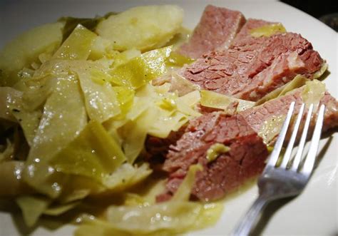 Open the packaged corned beef and rinse well. How to cook corned beef: Oven, slow cooker, microwave ...