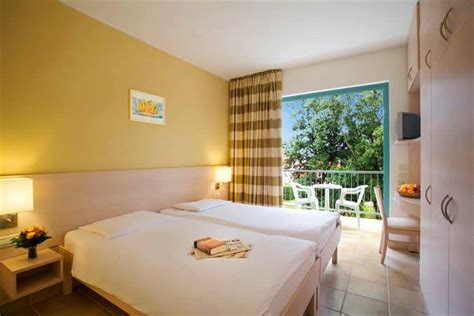 SOLARIS NATURIST RESORT HOTEL 3 Нудистские отели в Хорватии Отели