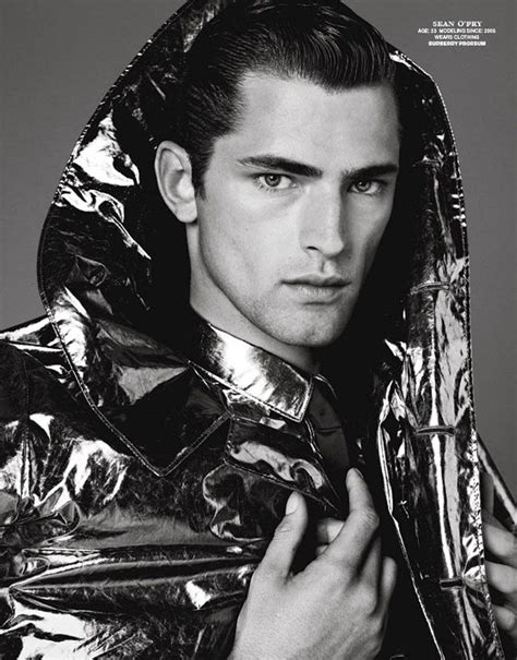 sean opry damn his face gets more and more chiseled y hot every year he gets older bo