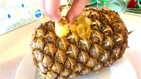 How To Cut Open A Pineapple Youtube Swohto