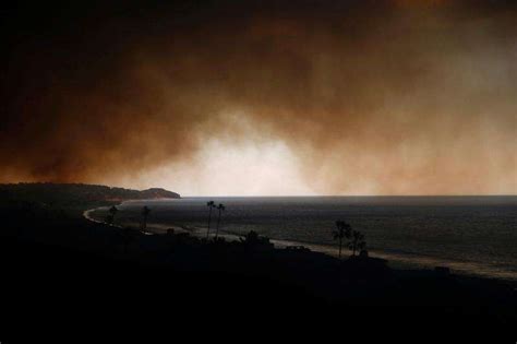 California Wildfire Quadruples In Size The Gazette