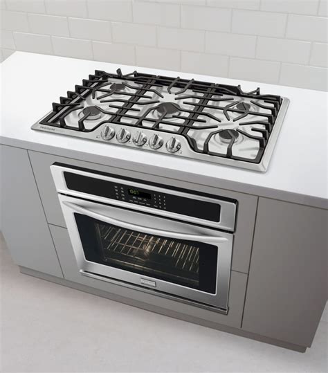 Frigidaire Gallery 36 Inch Wide Gas Cooktop In Stainless Steel Fgg