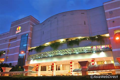 Never run out of food and beverage selections in this mall. Bandar Utama Shopping Complex - Obayashi Singapore