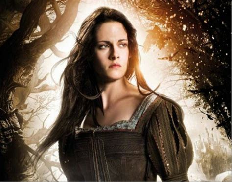 Snow White And The Huntsman Movie Review 2012 Roger Ebert
