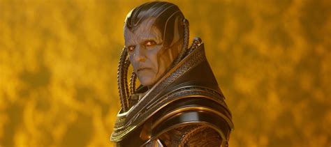 Apocalypse' star oscar isaac teases a villain of biblical proportions. 'X-Men: Apocalypse': How Oscar Isaac's costume was built ...