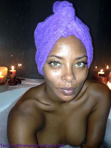 Eva Marcille Nude Private Pics — Ebony Queen Is Bathing And Posing With