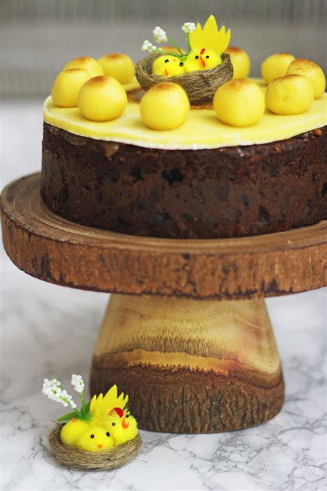 Christmas cake recipes from all your favourite bbc chefs mary berry, delia smith, frances quinn, the hairy bikers and many more. Simnel Cake