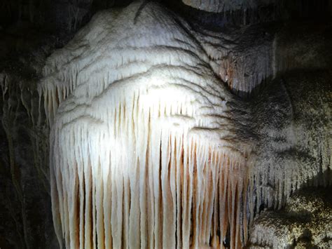 Jenolan Caves Nature Hd Wallpaper 114479 Baltana