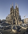 File:Sagrada Família. Façana del Naixement.jpg - Wikimedia Commons