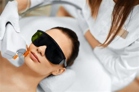 Ipl Photofacial Benefits Why Your Skin Needs This Treatment