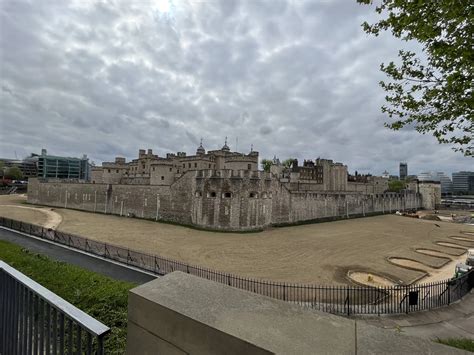 Visit Tower Of London Opening Times Prices And Tickets