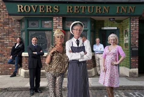 Coronation Street Musical To Hit The Stage Bbc News