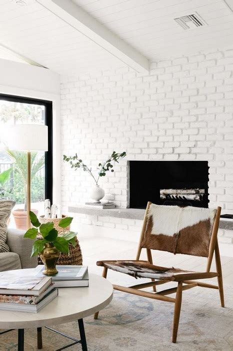Applying White Brick Wall Interior Design In Living Room