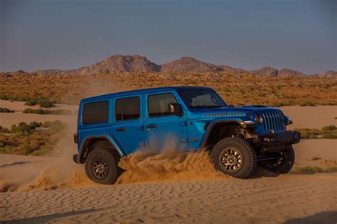 2021 Jeep Wrangler Rubicon 392 Revealed With 470 Hp V8 Carbuzz