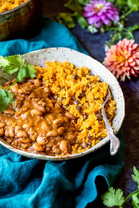 Add in minced garlic, garlic powder, adobo seasoning and. Mom's Authentic Puerto Rican Rice and Beans | Recipe ...